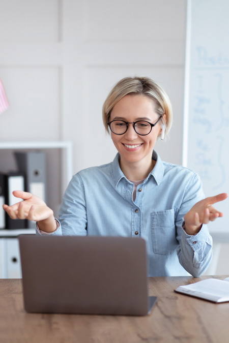 Mentor Teaching Online Classes
