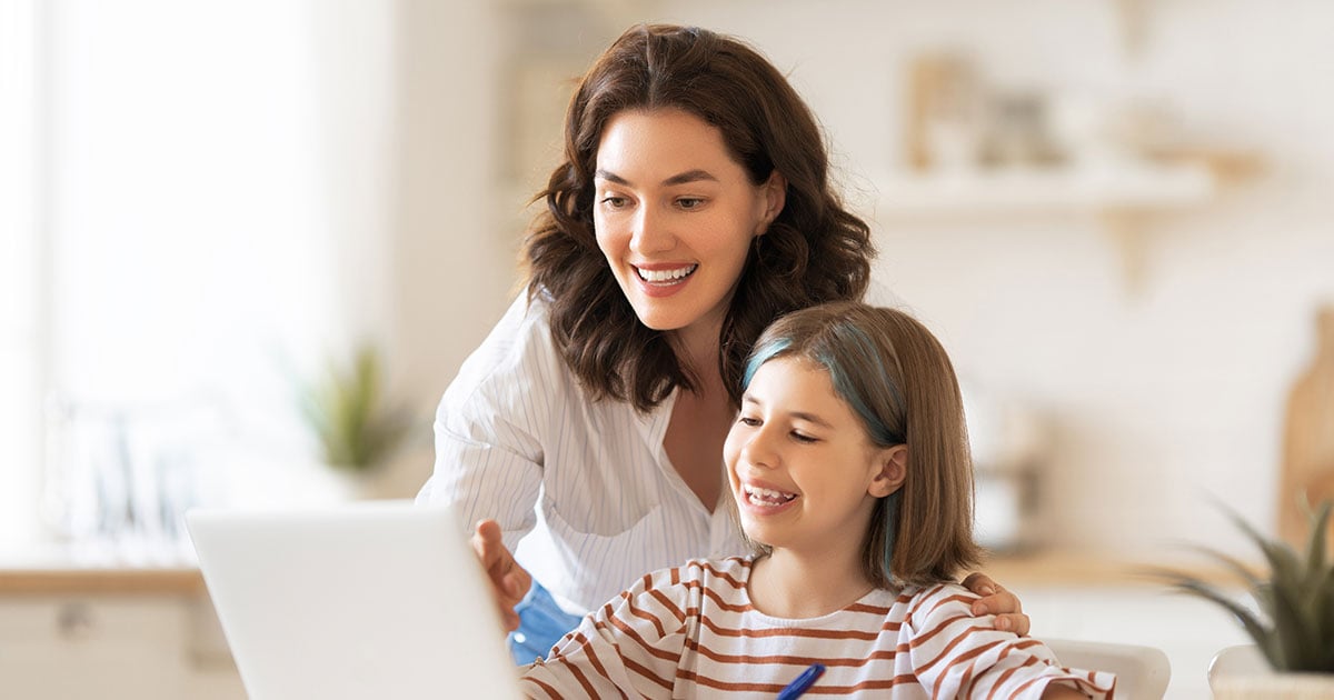 Switching to Online School? Here's What Your Role as a Parent Actually Looks Like